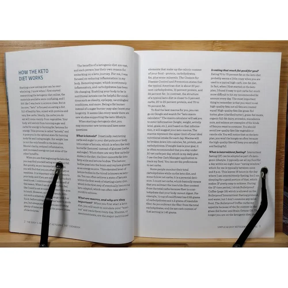 The Easy 5-Ingredient Ketogenic Diet Cookbook by Jen Fisch‎